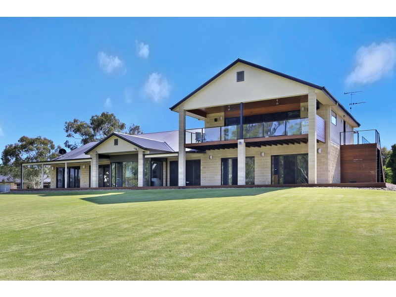 106 Quicks Road, Barooga VIC 3644