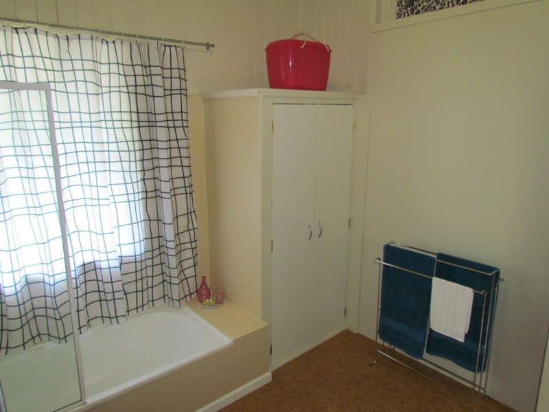 16 Hagan Street, North Toowoomba QLD 4350