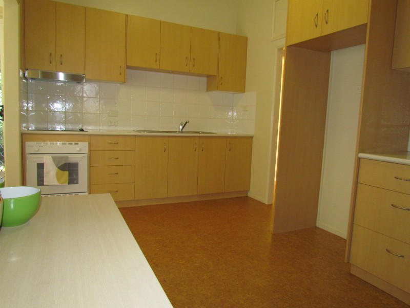 16 Hagan Street, North Toowoomba QLD 4350