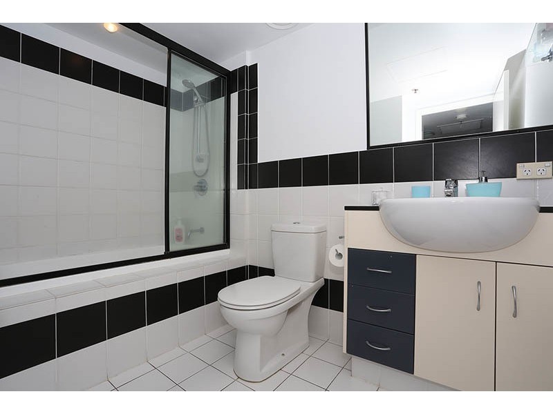 903/2865 Gold Coast Highway, Surfers Paradise QLD 4217