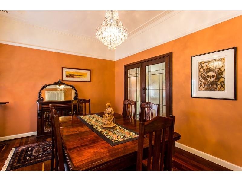 25 Edgecumbe Street, Como WA 6152