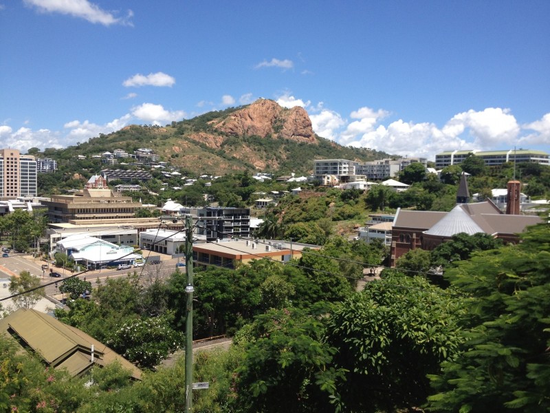 2/23 Willmett Street, Townsville City QLD 4810