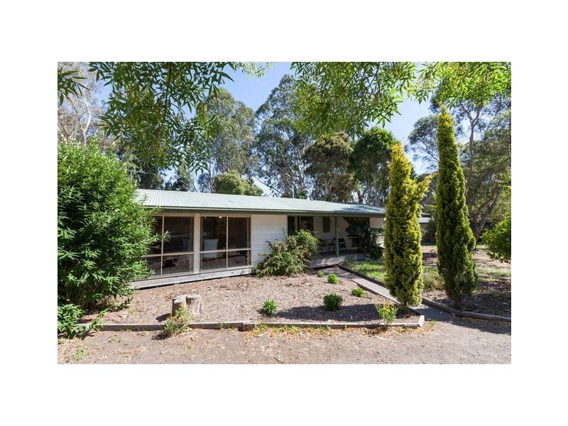 152 Wallace Parade, Healesville VIC 3777