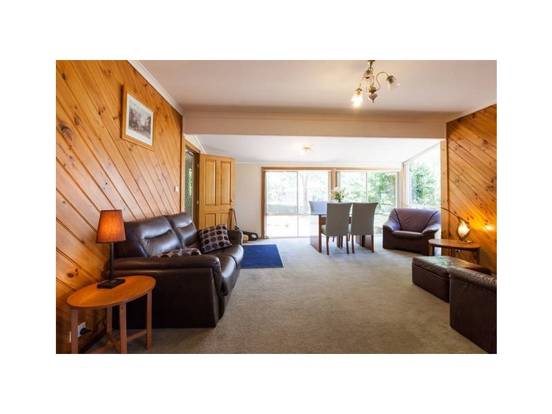 152 Wallace Parade, Healesville VIC 3777