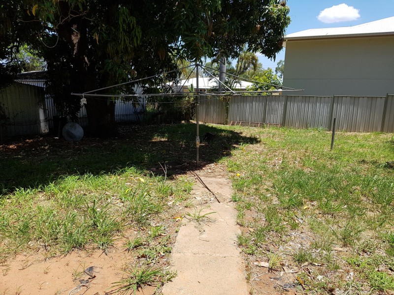 17 Leslie Drive, Moranbah QLD 4744