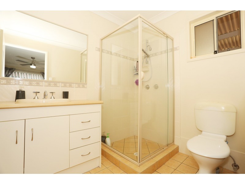 2/23 Merton Drive, Upper Coomera QLD 4209