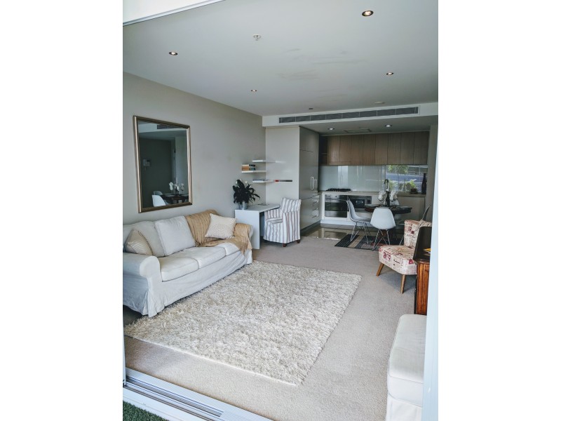 4116/37C Harbour Road, Hamilton QLD 4007