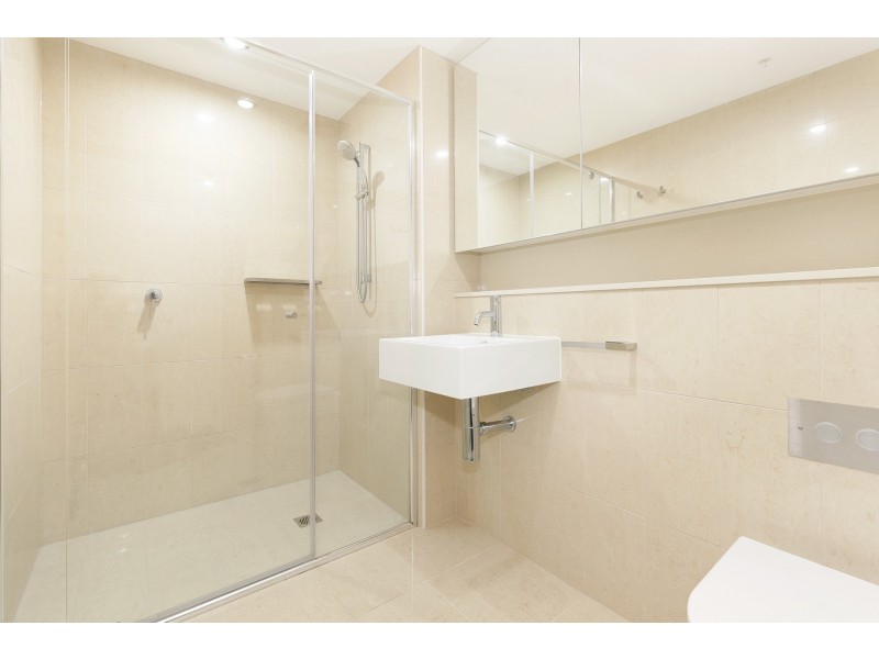 4116/37C Harbour Road, Hamilton QLD 4007