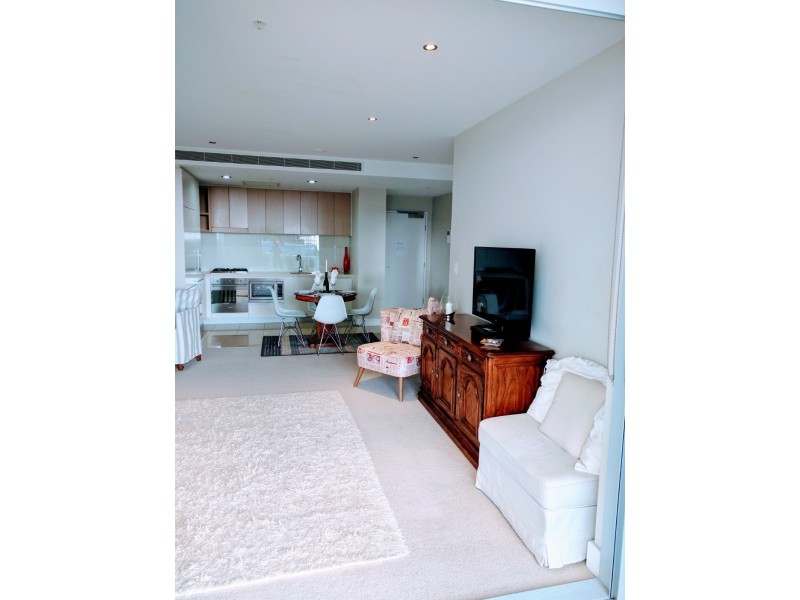 4116/37C Harbour Road, Hamilton QLD 4007