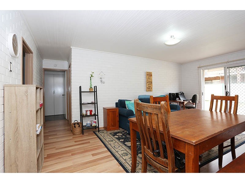 1/22 Lilla Street, Woody Point QLD 4019