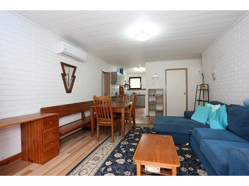 1/22 Lilla Street, Woody Point QLD 4019