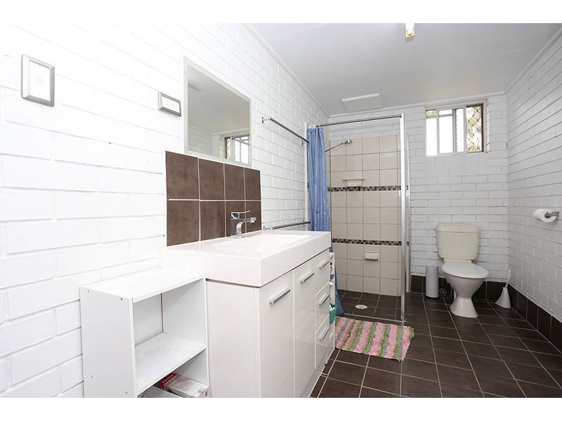 1/22 Lilla Street, Woody Point QLD 4019