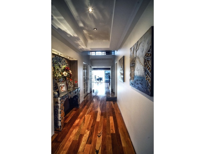 10 The Ridge, Halls Head WA 6210