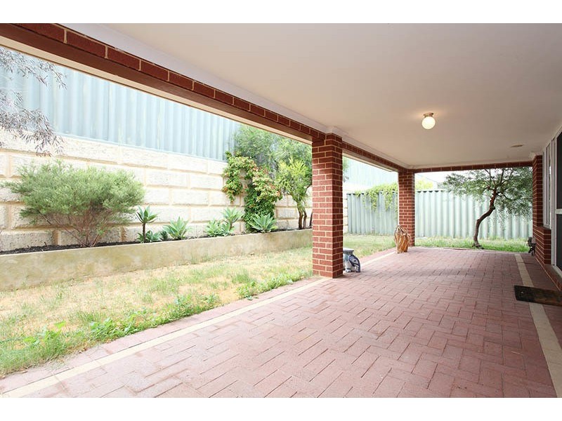 36 Clearwater Way, Singleton WA 6175