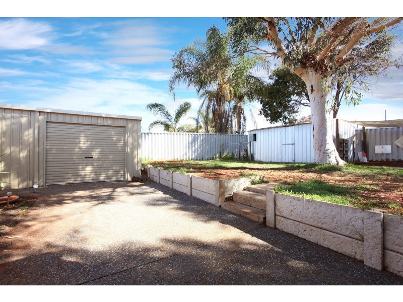 8 Godwin Street, Carey Park WA 6230