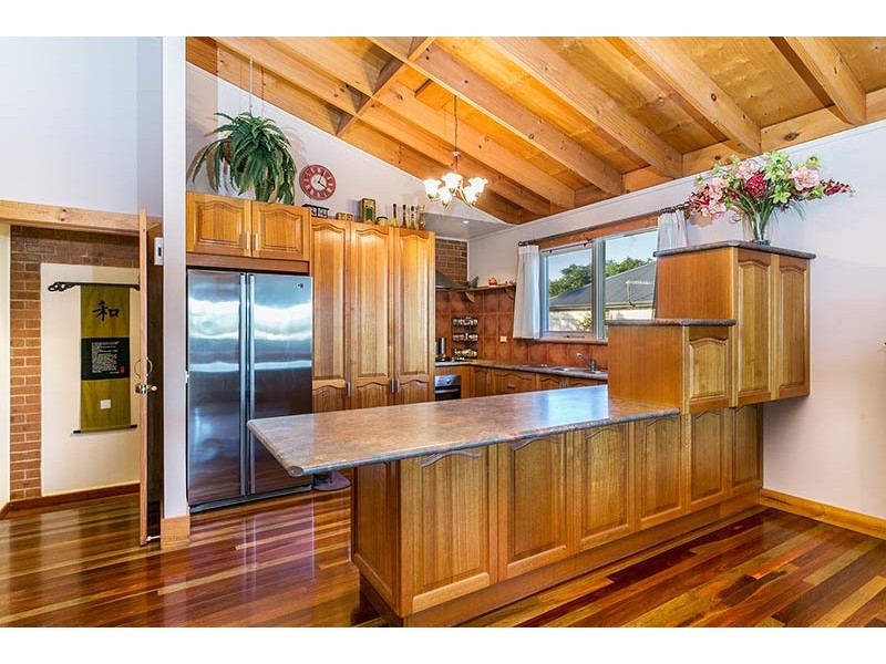 2/93 Albert Street, Unanderra NSW 2526