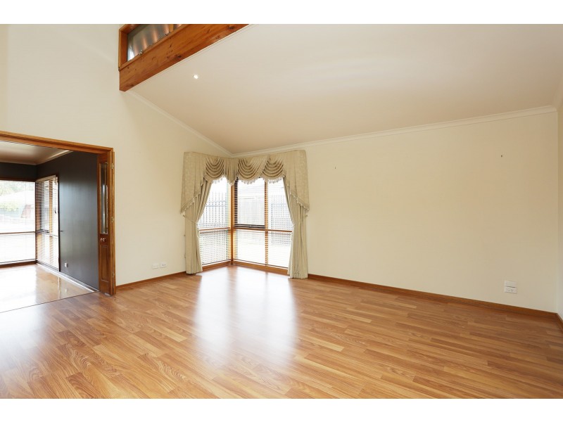 3 Bexley Close, Werribee VIC 3030