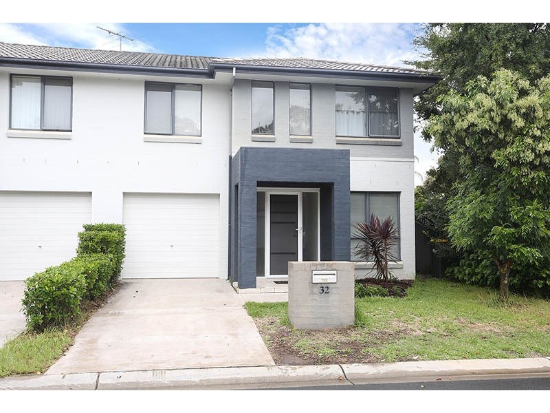 32 Whitfield Parade, Hammondville NSW 2170