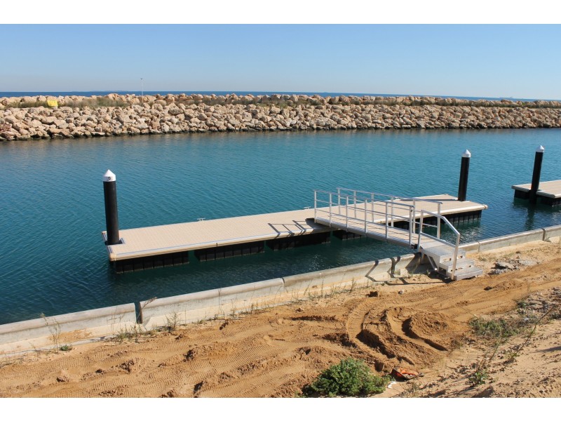 27 Othello Quays, North Coogee WA 6163