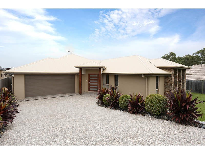 2 Kelby Close, Redland Bay QLD 4165