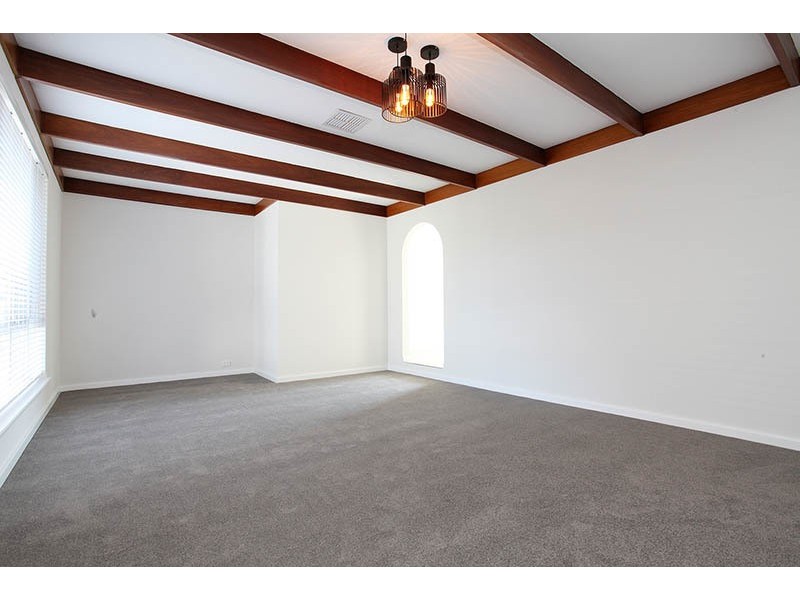 40 Doveridge Drive, Duncraig WA 6023