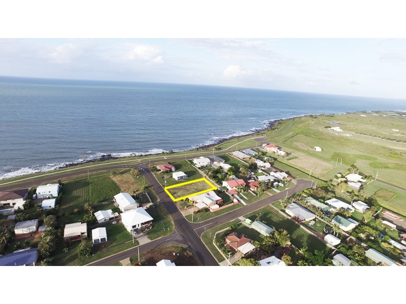 61 Rickets Road, Burnett Heads QLD 4670