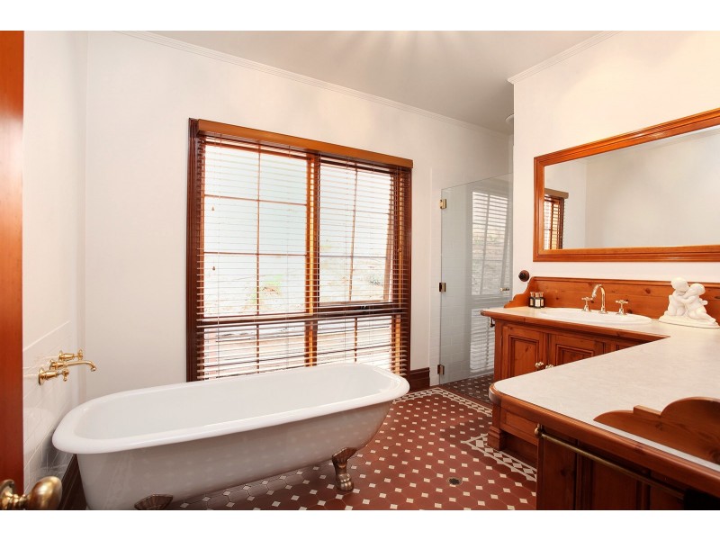 49 Ridgeland Drive, Teringie SA 5072