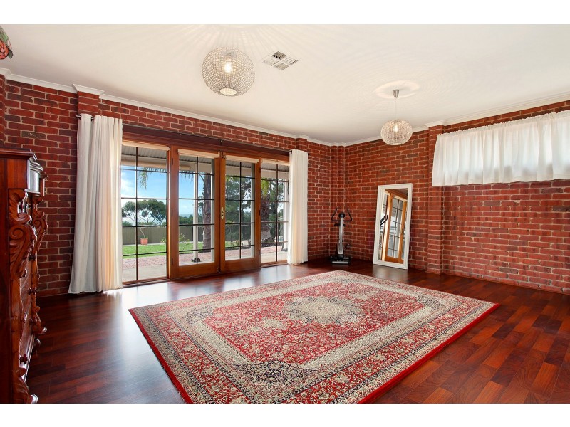 49 Ridgeland Drive, Teringie SA 5072