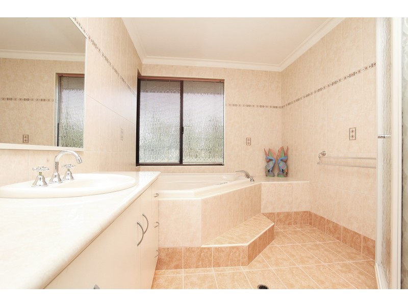 21 The Fairways, Gnangara WA 6065