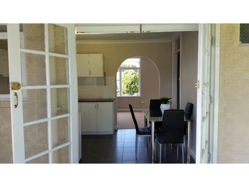 3 OSCAR ST, Armadale WA 6112