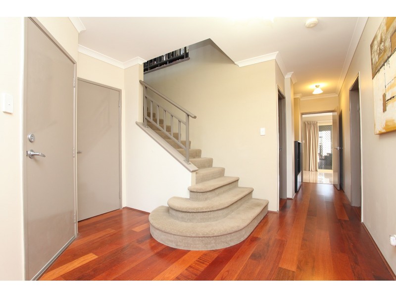 16 Burdekin Vista, Hammond Park WA 6164