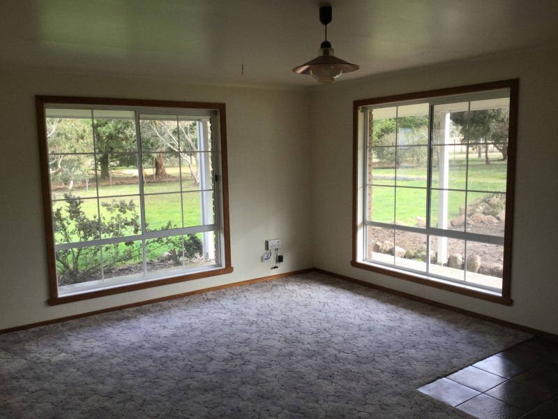 49 Luke crt, Ross Creek VIC 3351