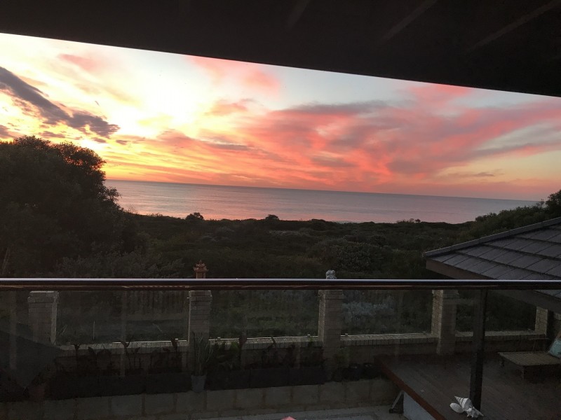 3 Sandy Cove, Halls Head WA 6210