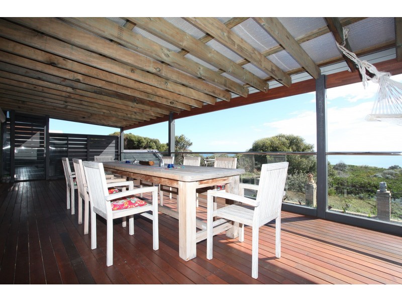 3 Sandy Cove, Halls Head WA 6210