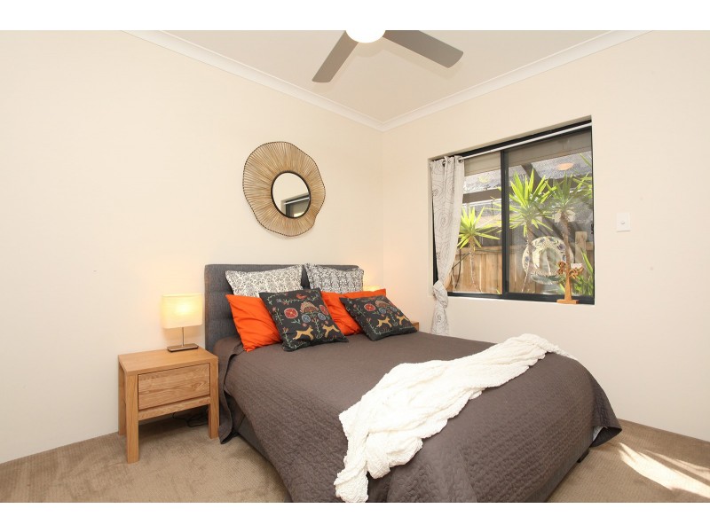 3 Sandy Cove, Halls Head WA 6210