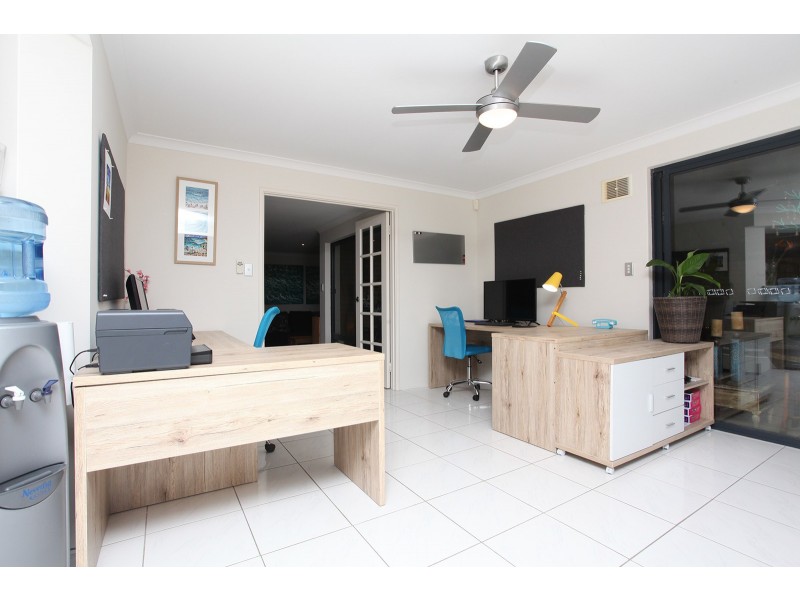 3 Sandy Cove, Halls Head WA 6210