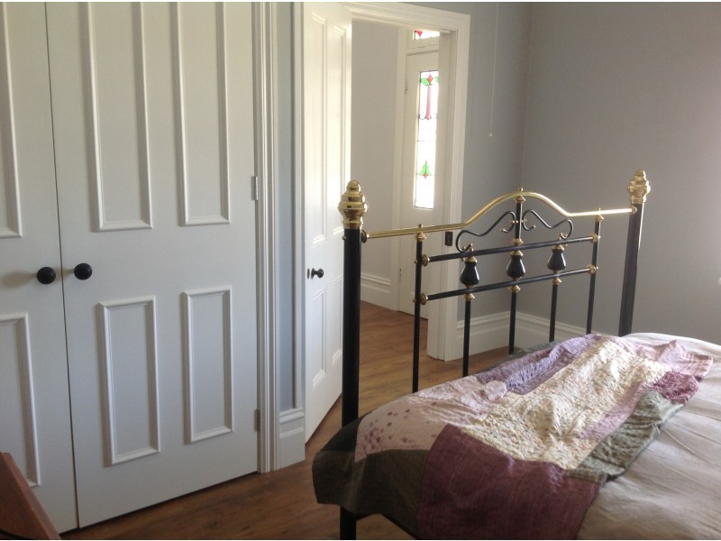 8 Murray Street, Holbrook NSW 2644