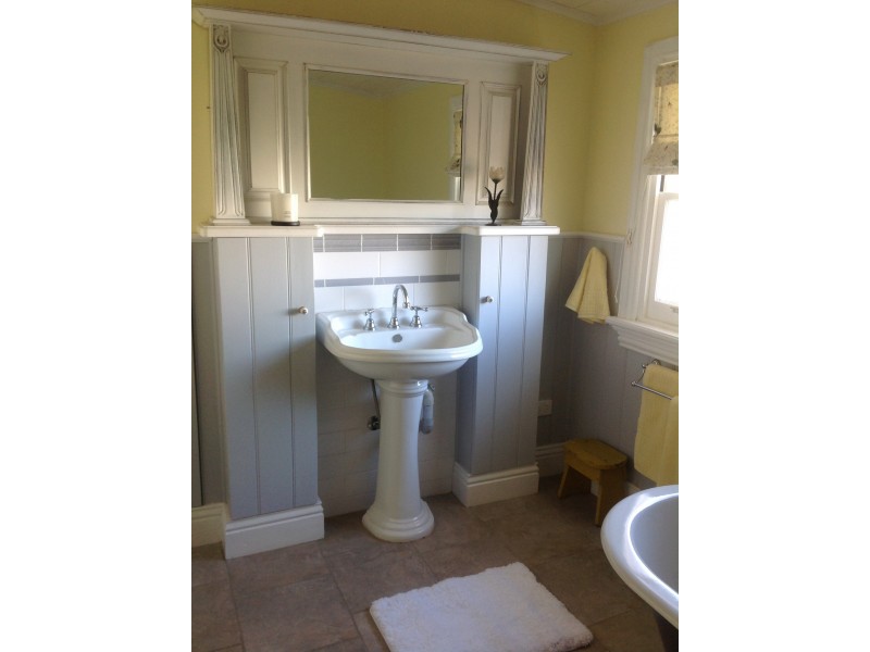 8 Murray Street, Holbrook NSW 2644