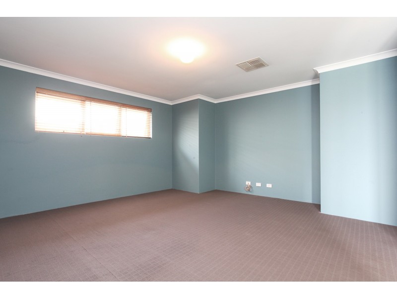 35 Camden Way, Meadow Springs WA 6210