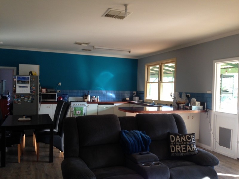 119 Railway Road, Clackline WA 6564