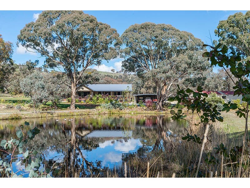 17 Hill Road, Royalla NSW 2620