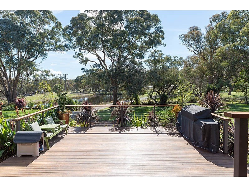 17 Hill Road, Royalla NSW 2620