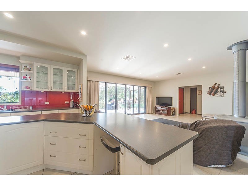 17 Hill Road, Royalla NSW 2620