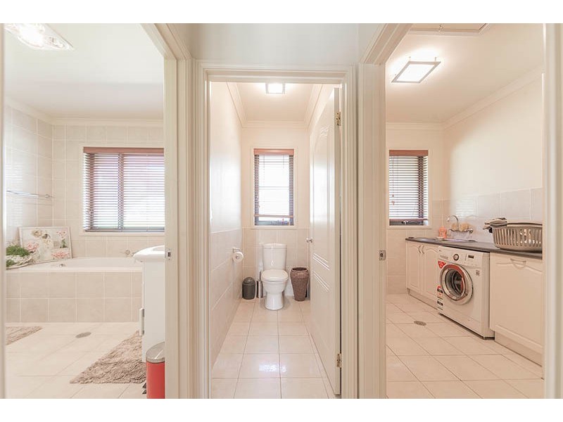 17 Hill Road, Royalla NSW 2620