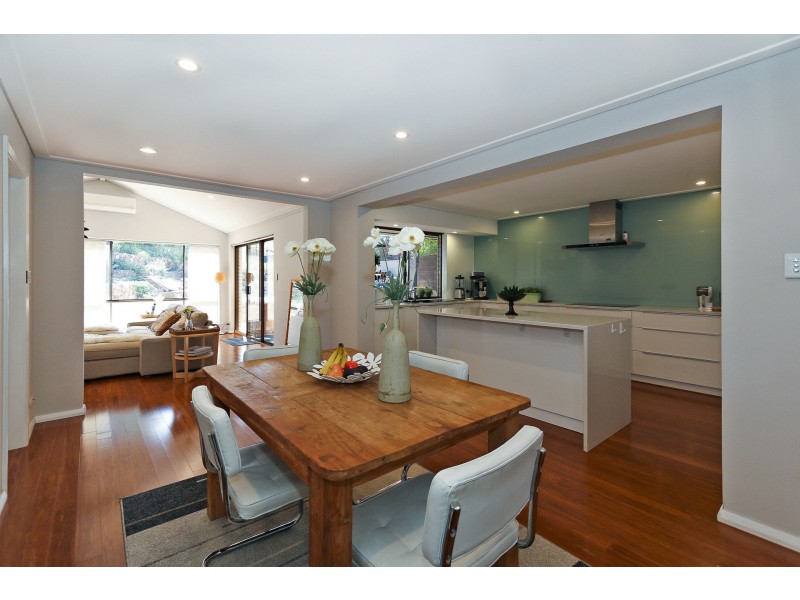 7 Greenhill Court, Kallaroo WA 6025