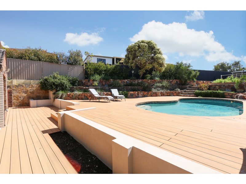 7 Greenhill Court, Kallaroo WA 6025