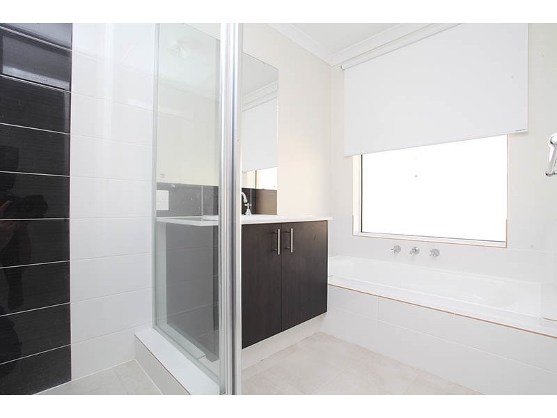 87 Abbey Green Road, Banksia Grove WA 6031