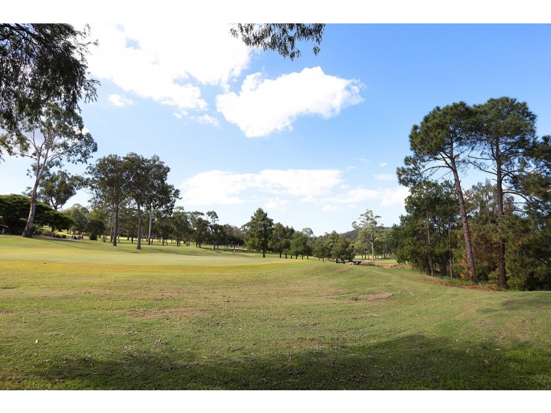 88 Woodland Street, Carindale QLD 4152