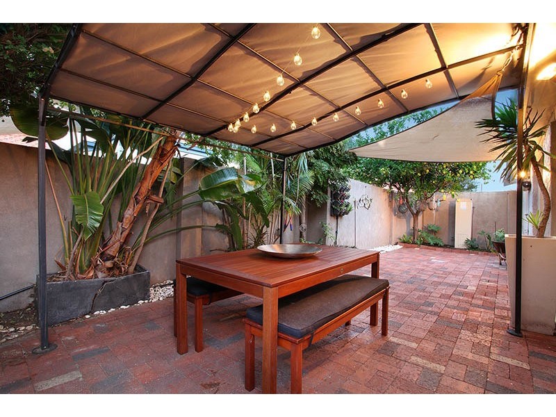 60 Flinders Street, Yokine WA 6060