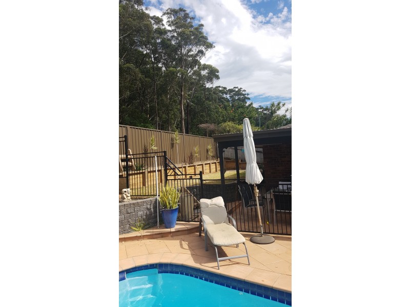 3 Greenwood place, Barrack Heights NSW 2528